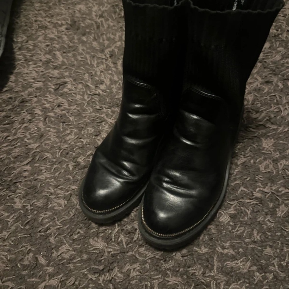 Stylish Black Ankle Boots with Ribbed Sock Design